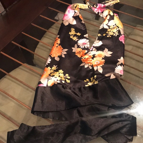 Halter Top - Picture 2 of 2